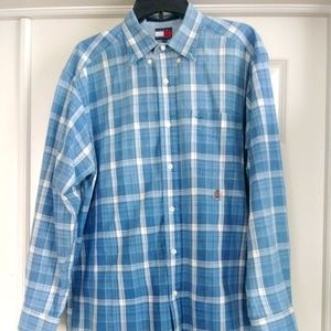 Tommy Hilfiger button down shirt men size medium.